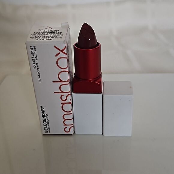 HOST PICK Smashbox lipstick It's A Mood Burgundy - Picture 3 of 16